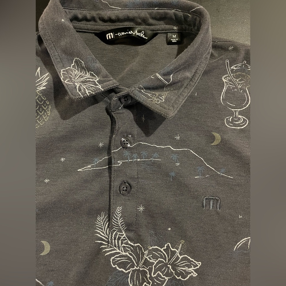 Travis Mathew Gray All Over‎ Print Polo Shirt Size Medium Hula Girls Hawaiian